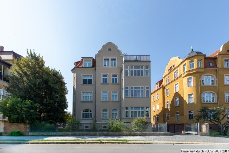 Gro&szlig;z&uuml;gige 3-Raum-Eigentumswohnung