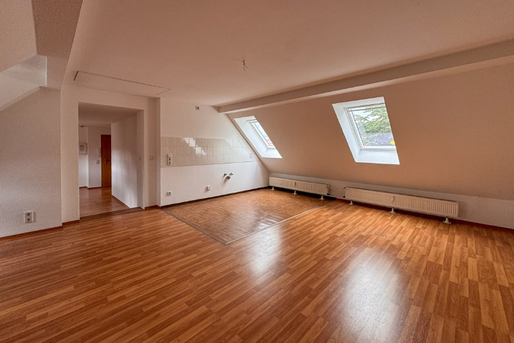Wohnzimmer DG Mehrfamilienhaus