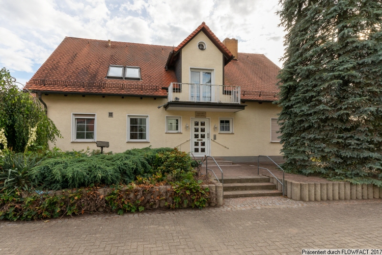 Ansicht Eingangsbereich Zweifamilienhaus
