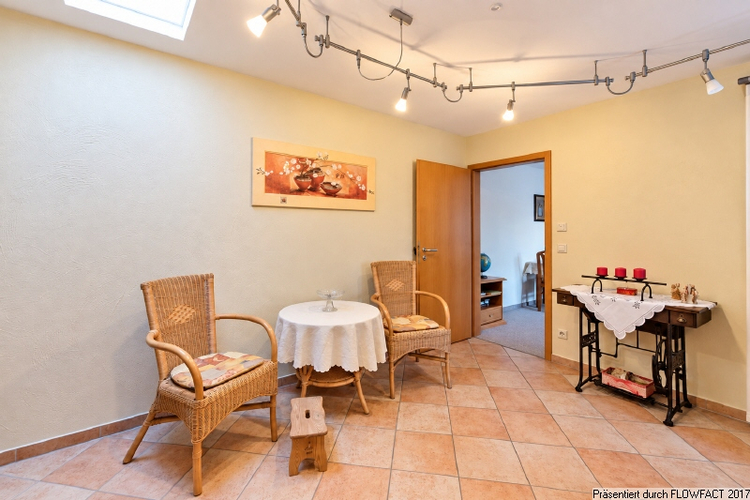Wohnungsflur Einliegerwohnung Obergeschoß Hinterhaus