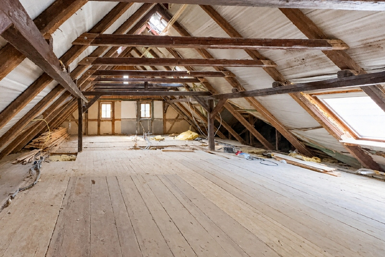 Dachgeschoss Gashaus Rückbau
