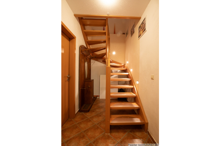 interen Treppe Vorderhaus