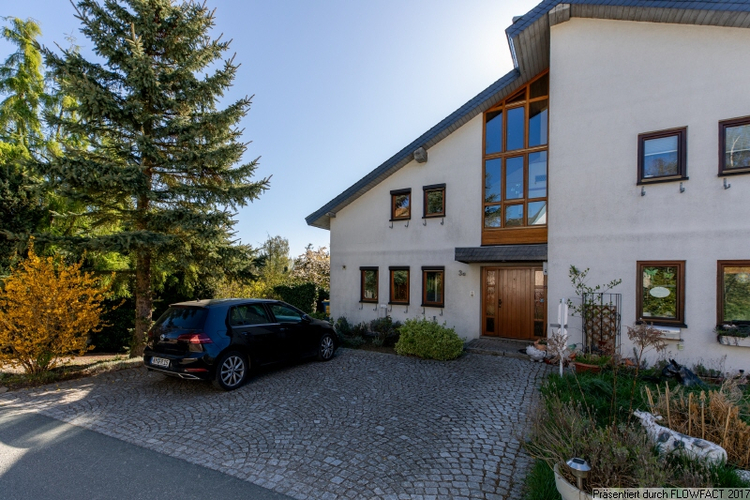 Straßenansicht