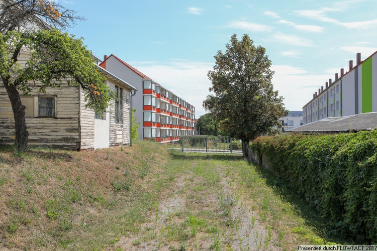 Tor 3 zur Seitenstraße